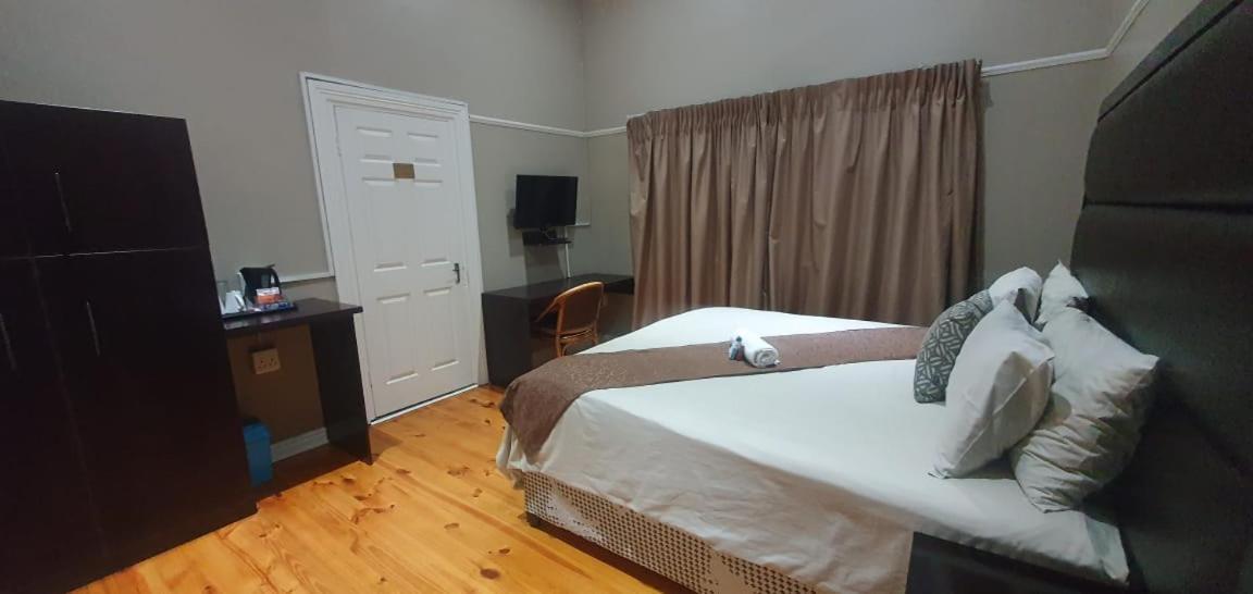킹 윌리엄스 타운 Hemmingways B&B 외부 사진